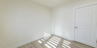 801 N Alexandria Ave Gallery 14