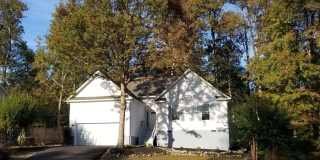 Wonderful 3 Bedroom 2 Bath Home with Garage in Quiet Williamsburg Community Gallery 1