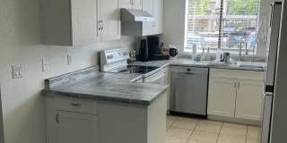 839 S WESTWOOD Gallery 7