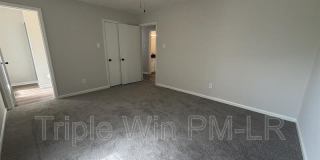 33 Single Oaks Gallery 19