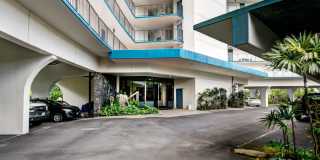 2405 Kalanianaole Street - 1 Gallery 27