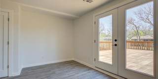 515 W Jackson Street Gallery 31