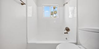 336 S Alexandria Ave Gallery 28