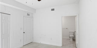 939 19th Street Gallery 16