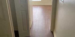Beautiful 3 Bedroom Apartment. Great place at an affordable price. Gallery 22