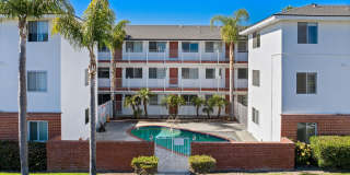 Available for July 1st - Sept 1 Move In - One Bedroom Apartments Gallery 8