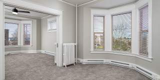 Elegant Renovation! HUGE 1 Bed 1 Bath Available Now! Gallery 80