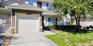 535 WOODED CROSSING Circle Gallery 1