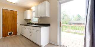Spacious ranch close to campus Gallery 21