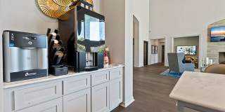 The Pearl on Frankford Gallery 13