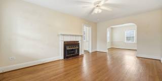 Gorgeous Home in Downtown Lillington! Gallery 19