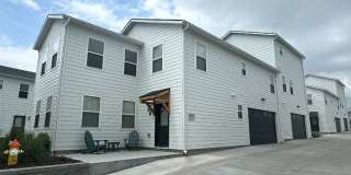 The Bungalows on the Lake - Block C Gallery 500