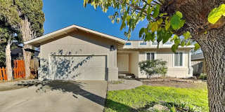 716 Whispering Bay Ln Gallery 1