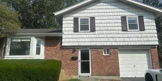 103 Wayne Street Gallery 1