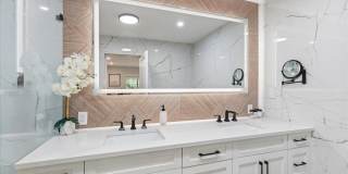 2210 NE 34TH Court Gallery 20