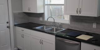 990 Butia Street Gallery 8