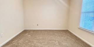 2 Bed, 2 Bath - BRAND NEW CARPET!!! READY FOR MOVE IN TODAY! Gallery 23