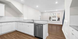 7738 PORT CAPITAL Drive Gallery 16