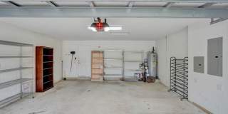 Amazing 4 Bedroom, 3 Bath home plus large 21'x11' loft located in Parkland Isles! Gallery 62