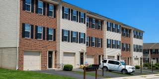 Greenbriar Estates Townhomes Gallery 16