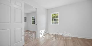 307 North 4th Street Gallery 8