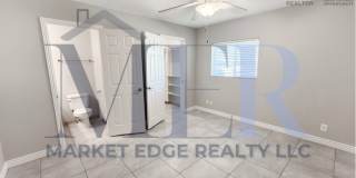 1003 West Howe Street Gallery 34