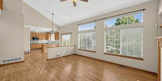 Spacious 5BR House in Parker Gallery 1
