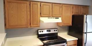 9496 SCARLET OAK Drive Gallery 1