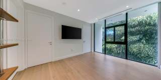 420 N Hibiscus Dr Gallery 27