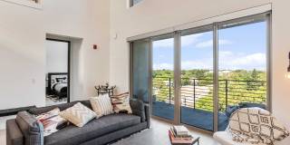 1430 Q Gallery 7