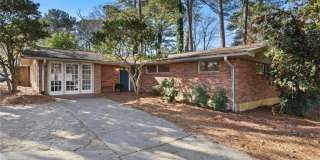 2451 Warwick Circle NE Gallery 1