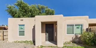 Cute Centrally Located Single Family Home Available Now! Gallery 1