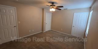 9209 English Oaks Lane Gallery 16