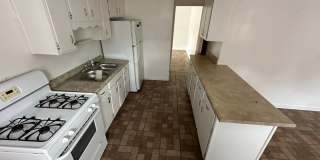 3 Bed/ 1.5 Bath Gallery 9