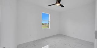 325 Paulcrest Avenue Gallery 34