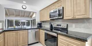 902 Foxpointe Circle Gallery 21