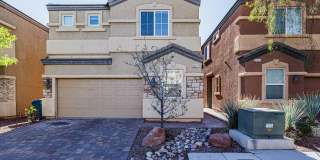 Beautiful 2 story Home Gallery 1