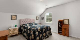 9821 English Elm Street Gallery 37