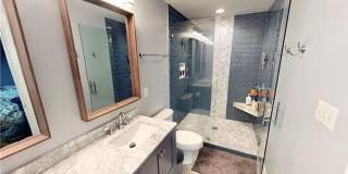 Amazing Three Bedroom Townhome in Southend! Gallery 19