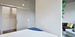 FURNISHED STUDIO IN THE HEART OF THE NORTH LOOP - UTILITIES INCLUDED! Gallery 10