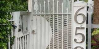 653 Michigan Ave Gallery 1