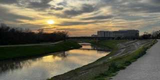 The Elm At River Park Gallery 102