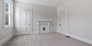 67 Oregon Avenue Gallery 11