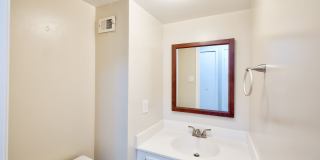 Charming Townhome Nestled in a Private Cul-de-Sac, Ready mid-August Gallery 7