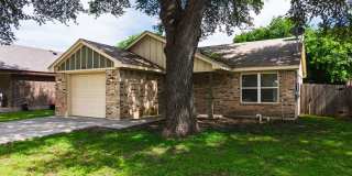 Newer Brick 3/2 Home Gallery 1