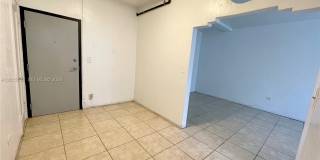 901 Collins Ave Gallery 9