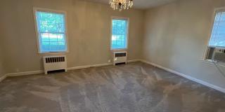 3323 Lakeshore Dr. Gallery 8
