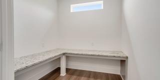 Spacious 2-Bedroom Home with Bonus Room Gallery 19