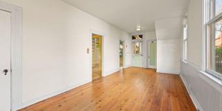 1726 Parker St # 1 Gallery 14