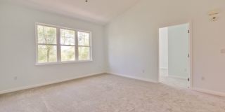 Excellent 2 Bed 2 Bath Condo - Completely Remodeled! Gallery 10